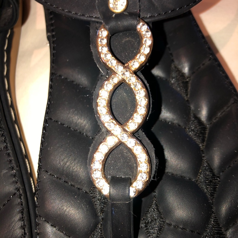 Fun Flats - Picture 2 of 3